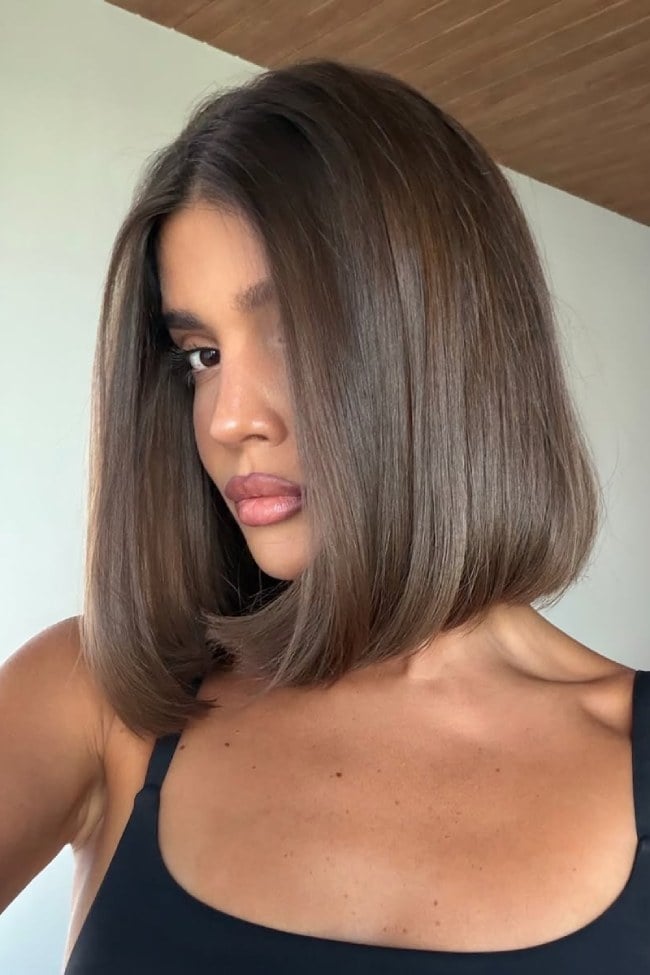 Sharp Chin Lob In Ash Brown — Classy Medium Length Haircuts