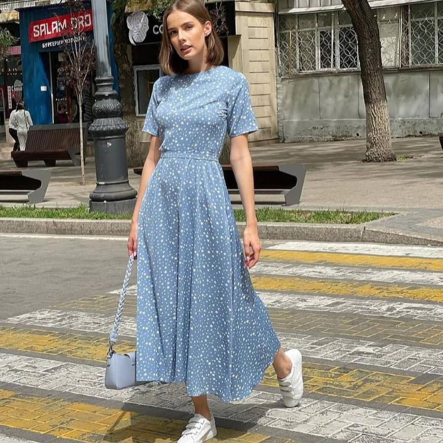 Blue Polka Dot A-Line Midi Dress with Sneakers Blue Polka Dot A-Line Midi Dress with Sneakers — Classy Modest Outfits
