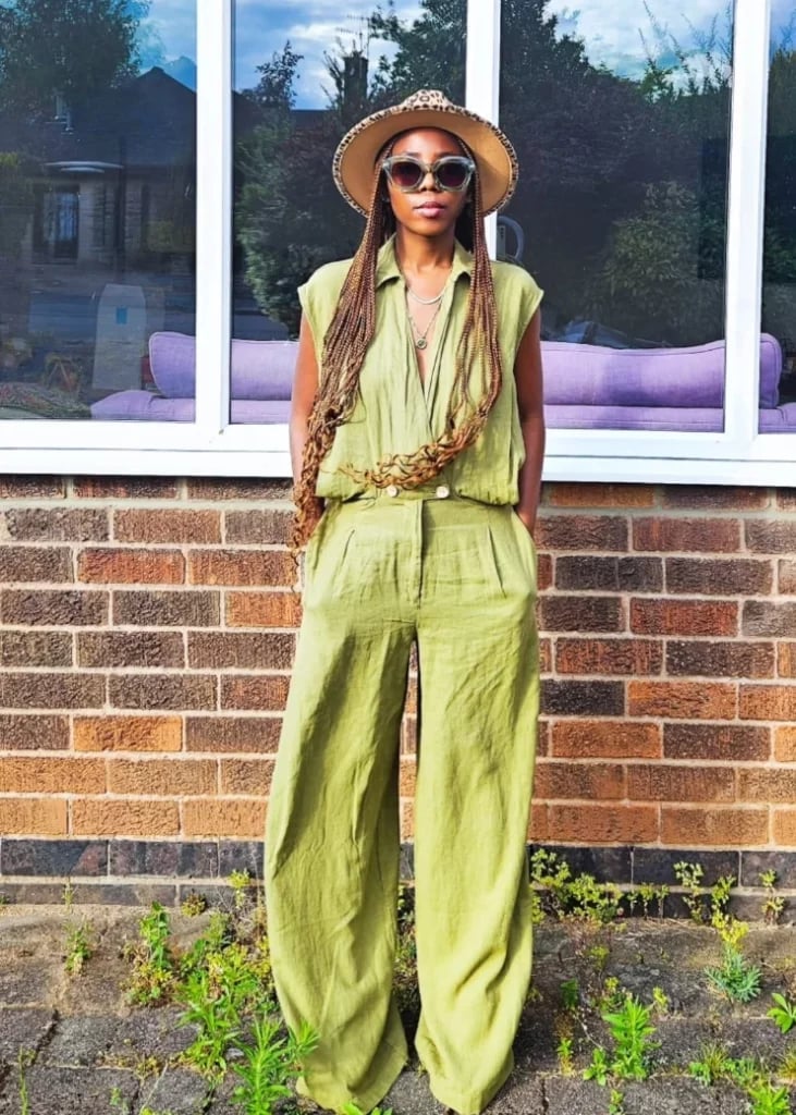 Olive Green Linen-Like Vest and Wide-Leg Trousers Olive Green Linen-Like Vest and Wide-Leg Trousers — Classy Modest Outfits