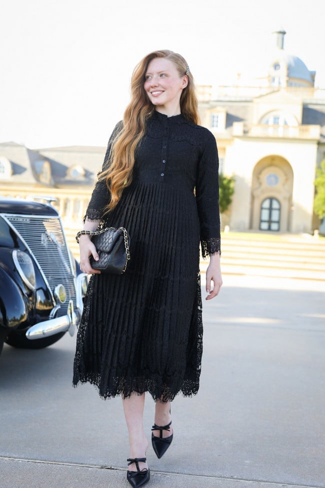 Lace-Trimmed Black Pleated Midi Dress Lace-Trimmed Black Pleated Midi Dress — Classy Modest Outfits