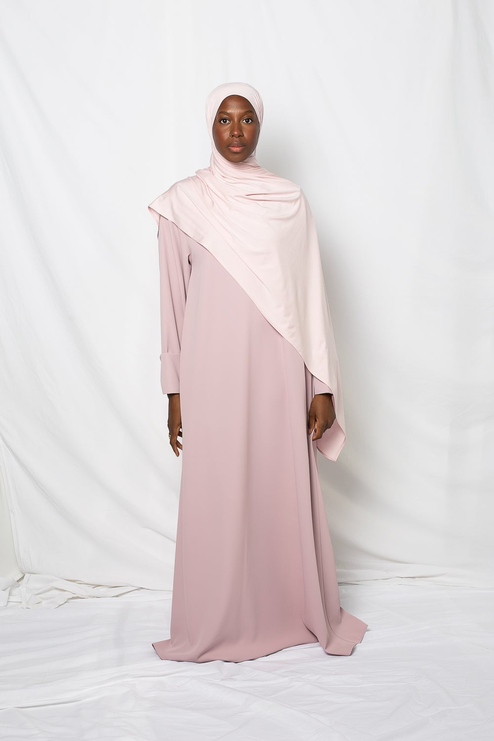 Lilac Pink Dress with Draped Hijab Lilac Pink Dress with Draped Hijab — Classy Muslim Outfits