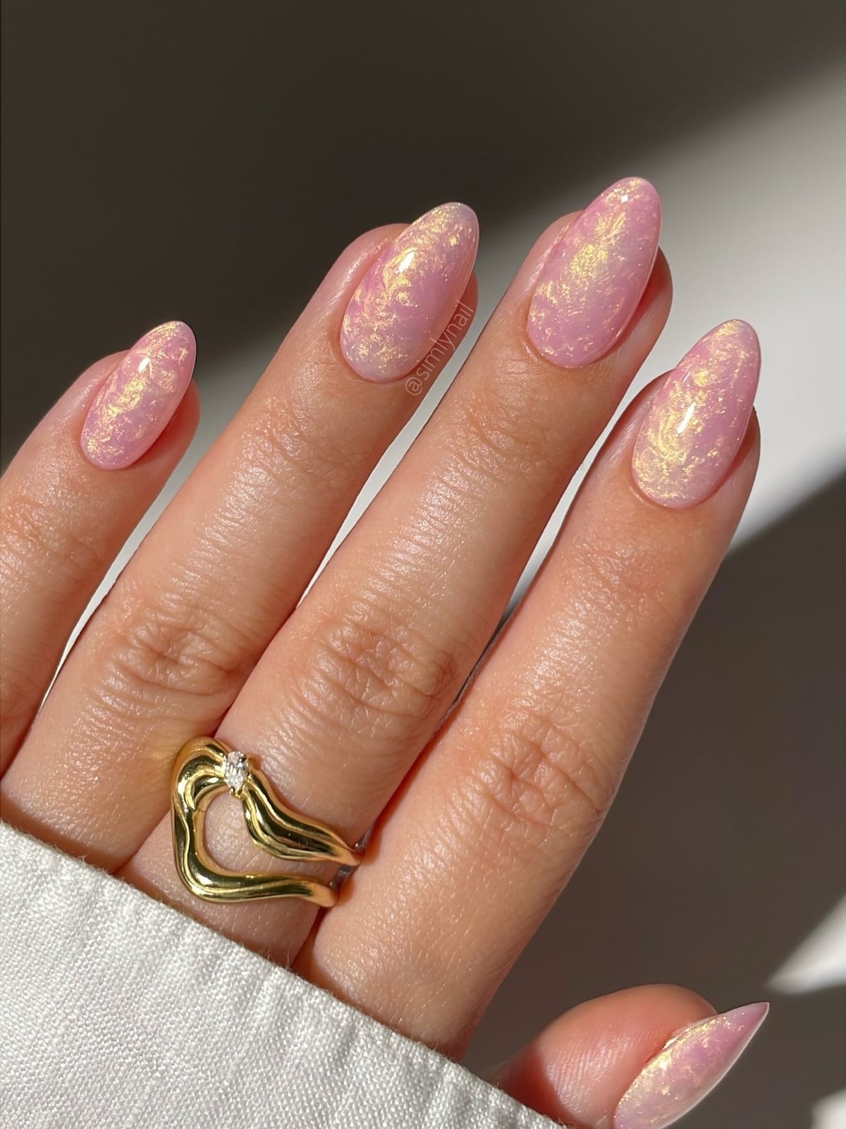 Medium Oval Milky Pale Pink Iridescent Shimmer Nails Medium Oval Milky Pale Pink Iridescent Shimmer Nails — Classy Nail Extensions