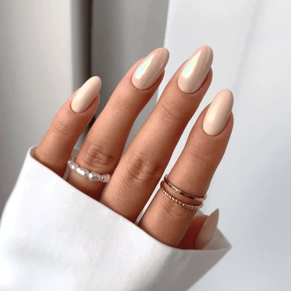 Pale Peach Milky Chrome Almond Nails Pale Peach Milky Chrome Almond Nails — Classy Nail Shapes
