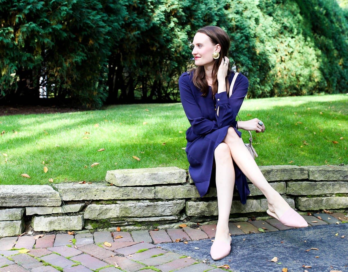 Navy Blue Collared Dress with Gold Earrings Navy Blue Collared Dress with Gold Earrings — Classy Navy Outfits