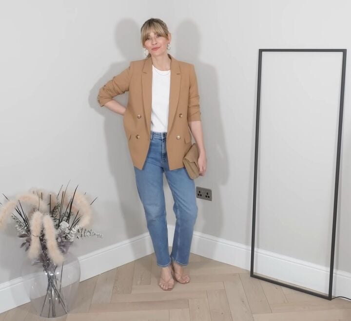 Camel Blazer Over White T-shirt And Jeans With Clear Strap Sandals Camel Blazer Over White T-shirt And Jeans With Clear Strap Sandals — Classy Neutral Outfits
