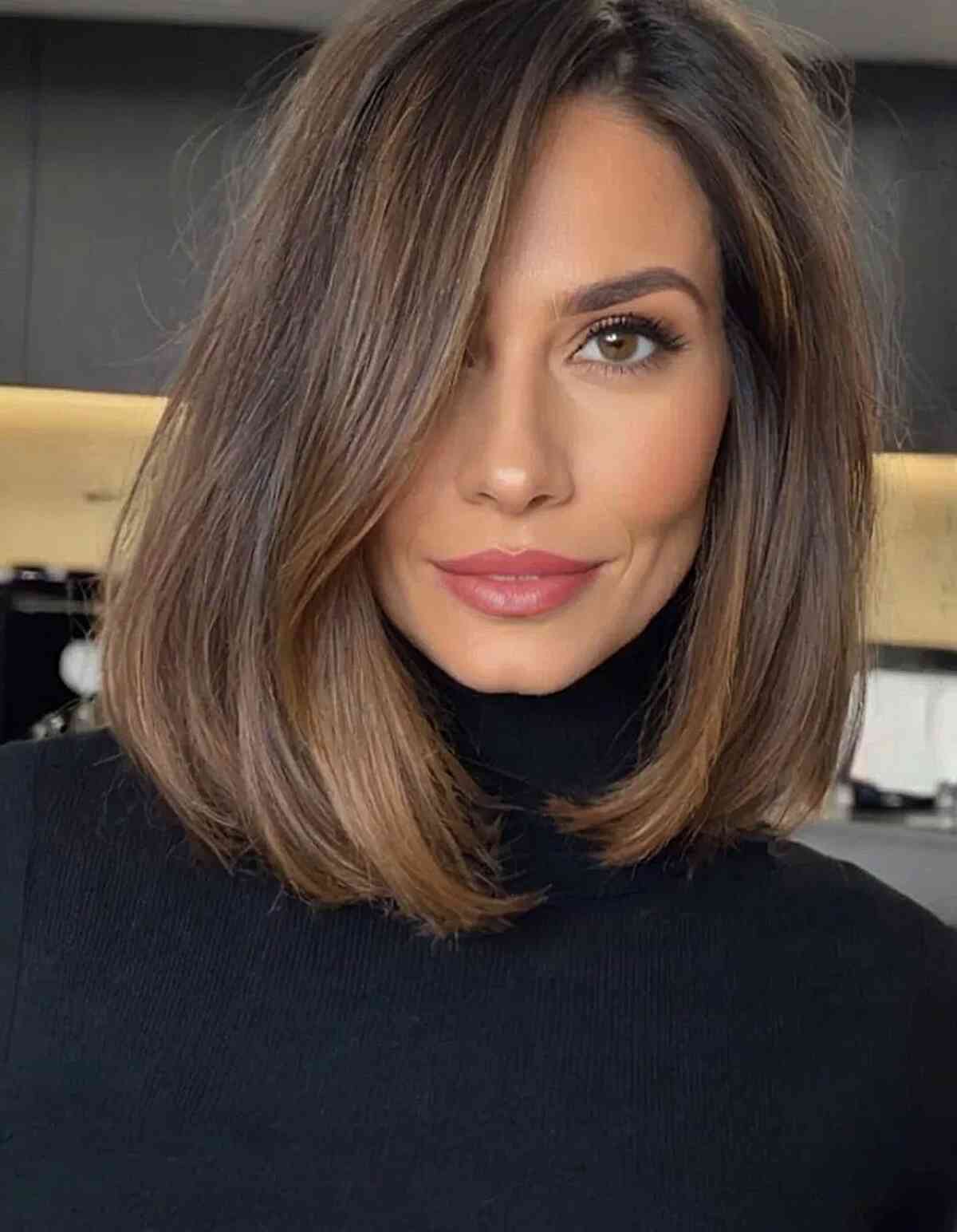 Collarbone Length Angled Bob With Side Swept Bangs Collarbone Length Angled Bob With Side Swept Bangs — Classy New Hairstyles