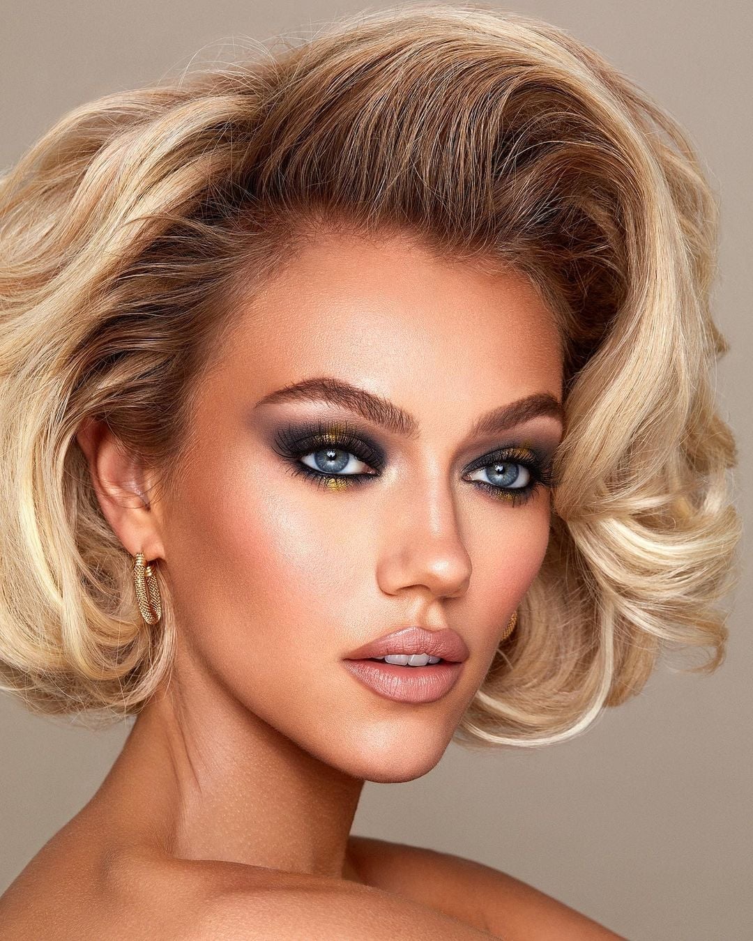 Chin Length Bob With Voluminous Waves Chin Length Bob With Voluminous Waves — Classy New Hairstyles