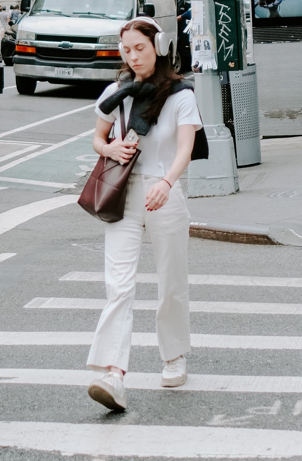 Wide-leg Cream Trousers with a Knit Cardigan Wide-leg Cream Trousers with a Knit Cardigan — Classy New York Outfits