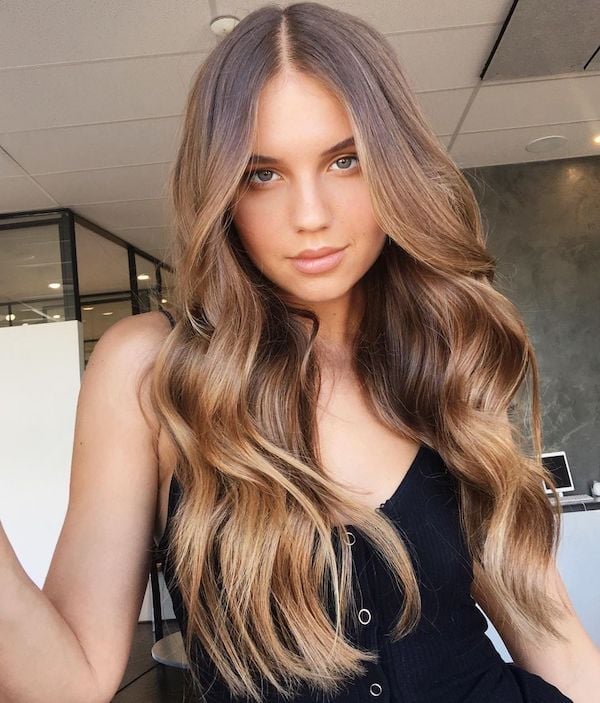 Collarbone Ombre Dark Brown To Lighter Blonde, Layers Collarbone Ombre Dark Brown To Lighter Blonde, Layers — Classy Ombre Hair