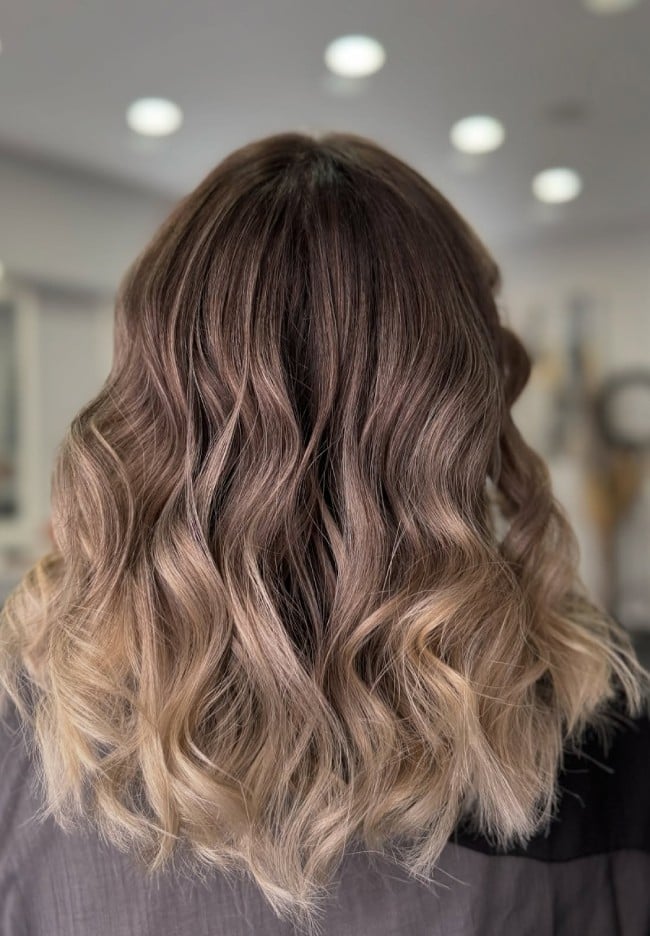 Collarbone Ombre Medium Brown To Blonde Collarbone Ombre Medium Brown To Blonde — Classy Ombre Hair
