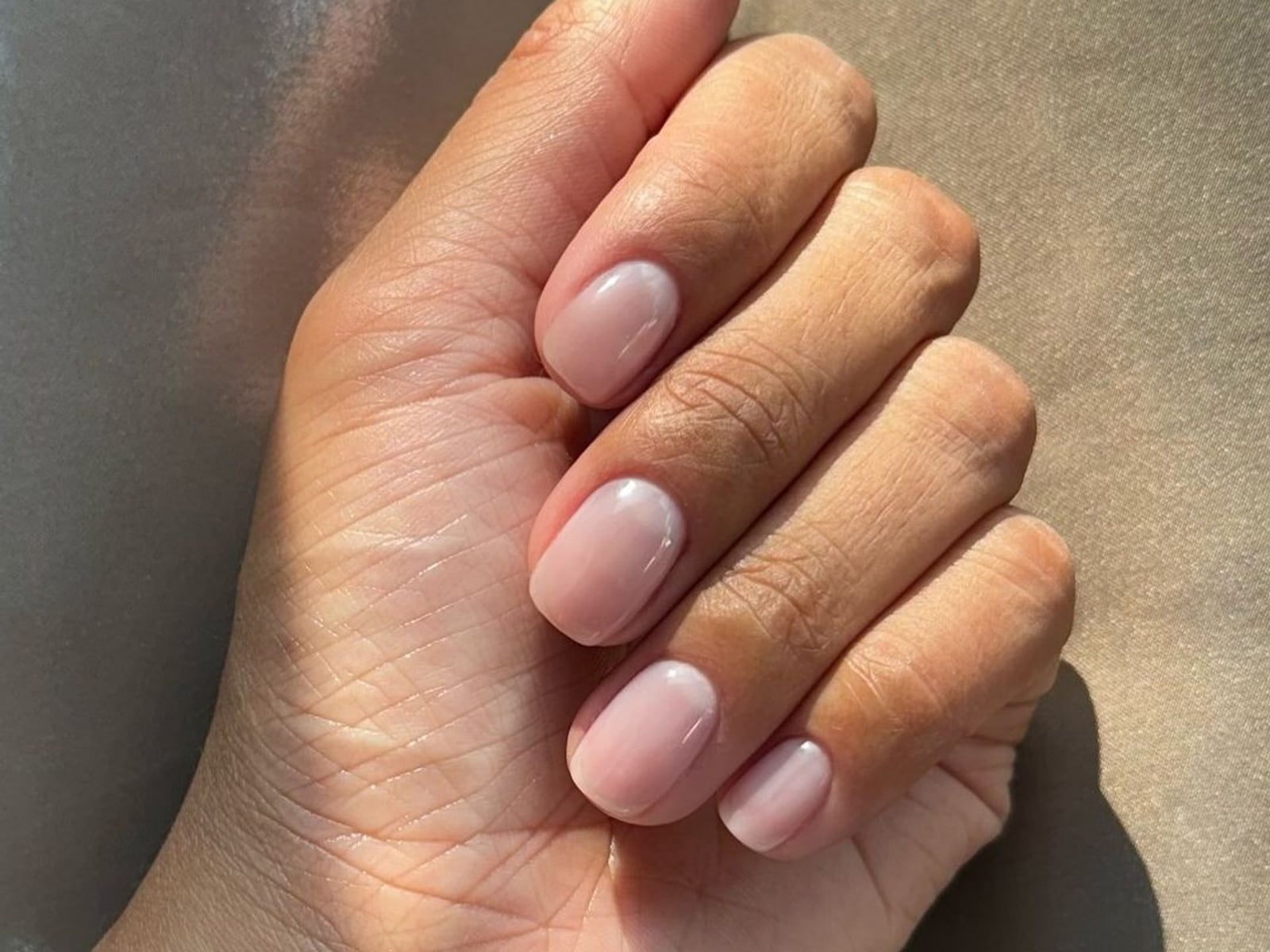 Short Square Sheer Dusty Rose Glossy Nails Short Square Sheer Dusty Rose Glossy Nails — Classy One Color Nails