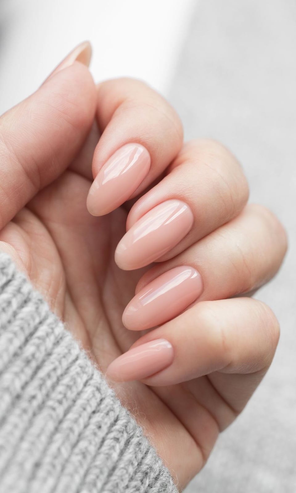 Sharp Almond Sheer Milky Pink Shimmer Glossy Nails Sharp Almond Sheer Milky Pink Shimmer Glossy Nails — Classy One Color Nails
