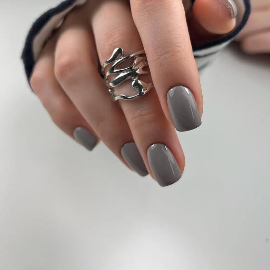 Medium Grey Glossy Short Square Nails Medium Grey Glossy Short Square Nails — Classy One Color Nails