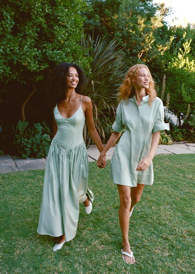 Sage Green Linen Dress With Gathered Waist Sage Green Linen Dress With Gathered Waist — Classy Outdoor Outfit
