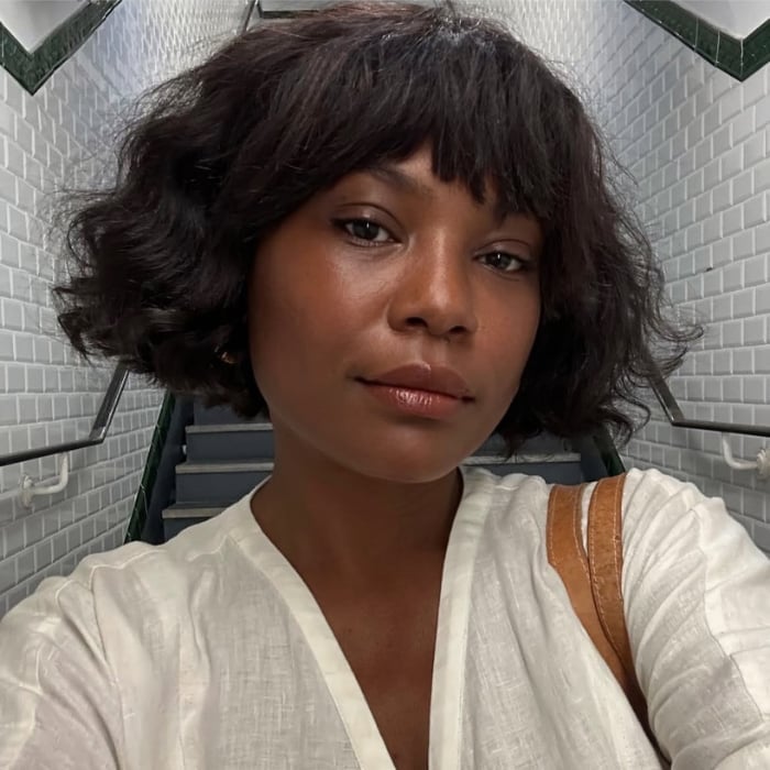 Chin Length Bob With Short Bangs and Dark Brown With Lighter Ends — Classy Outfit Hair