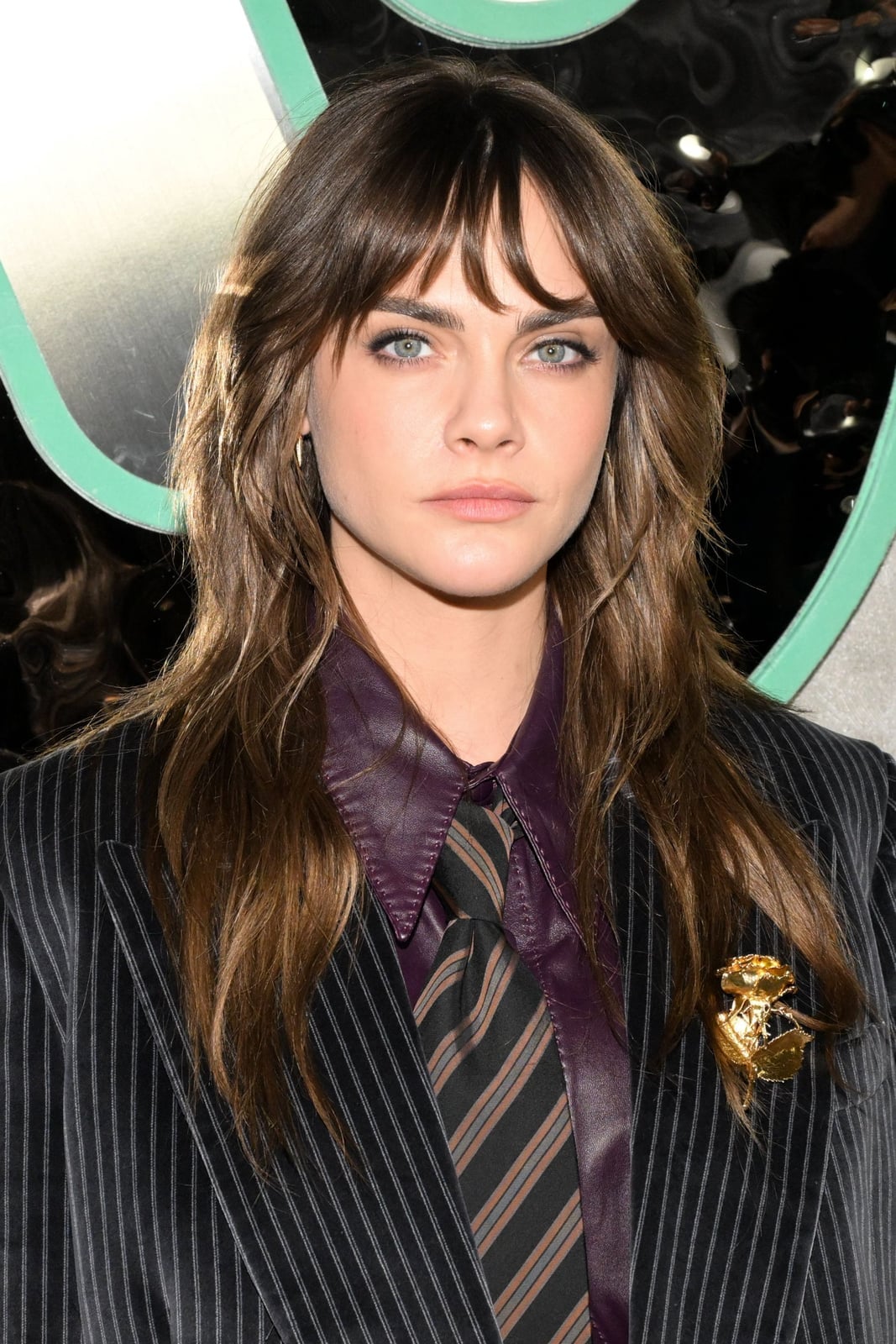 Piecey Collarbone Shag With Highlights — Classy Outfit Hair