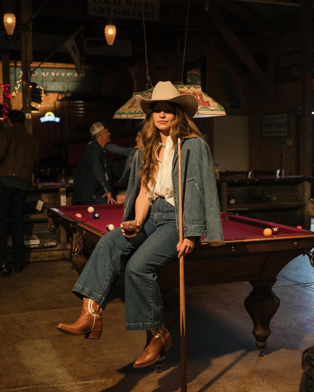 Western Casual Look With Brown Cowboy Boots — Classy Outfits with Cowboy Boots