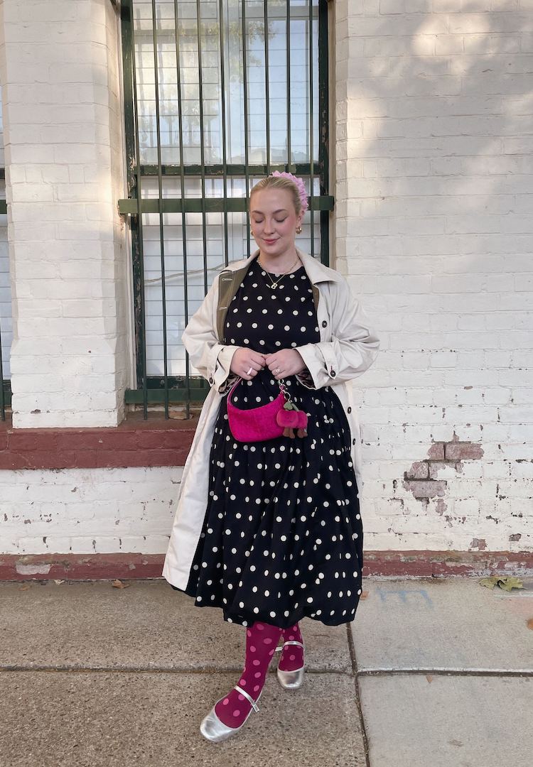 Silver Ballet Flats with a Polka Dot Dress and Trench Coat Silver Ballet Flats with a Polka Dot Dress and Trench Coat — Classy Outfits with Flats