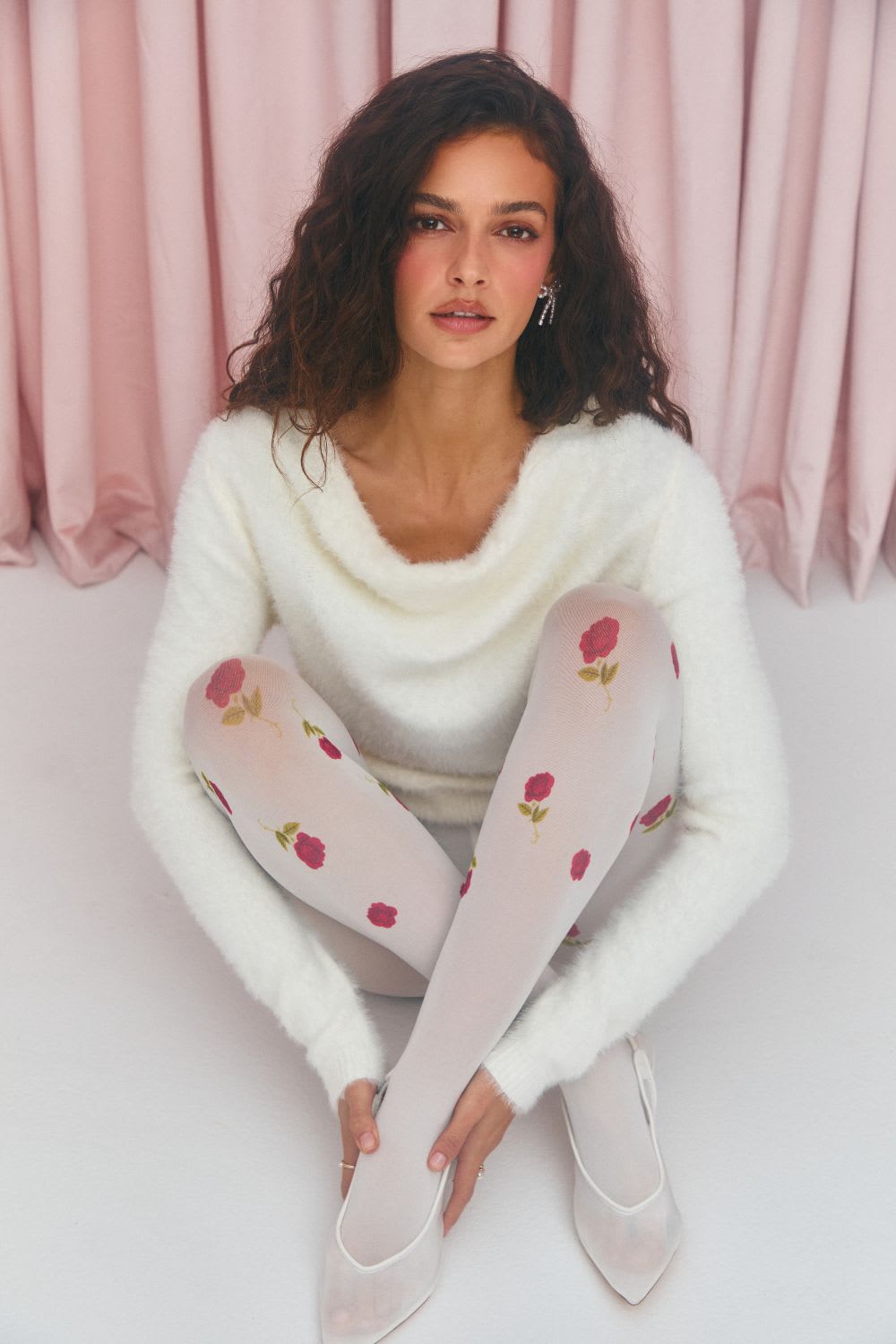 Floral Print Tights With White Sweater — Classy Outfits with Tights