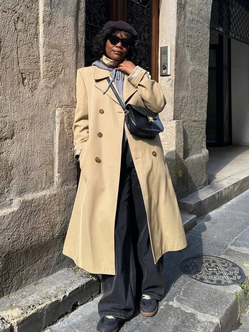 Grey Hoodie Under a Beige Trench Coat Grey Hoodie Under a Beige Trench Coat — Classy Paris Outfits