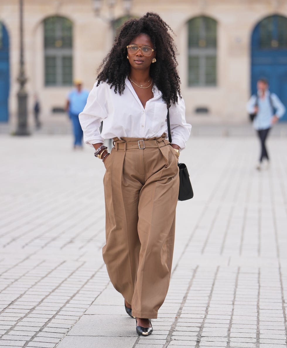 High-waisted Brown Trousers with a Crisp White Shirt High-waisted Brown Trousers with a Crisp White Shirt — Classy Paris Outfits