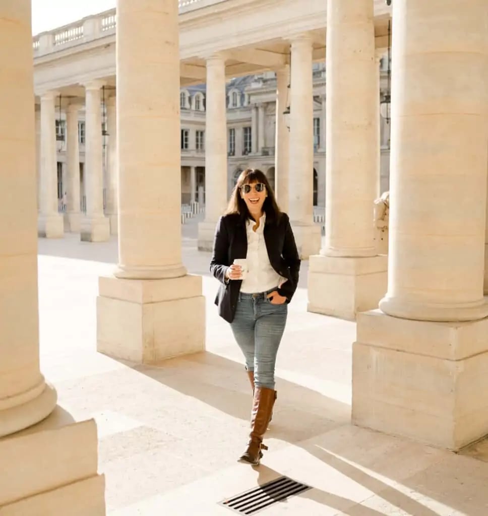 Navy Blazer with Brown Knee-High Boots Navy Blazer with Brown Knee-High Boots — Classy Paris Outfits