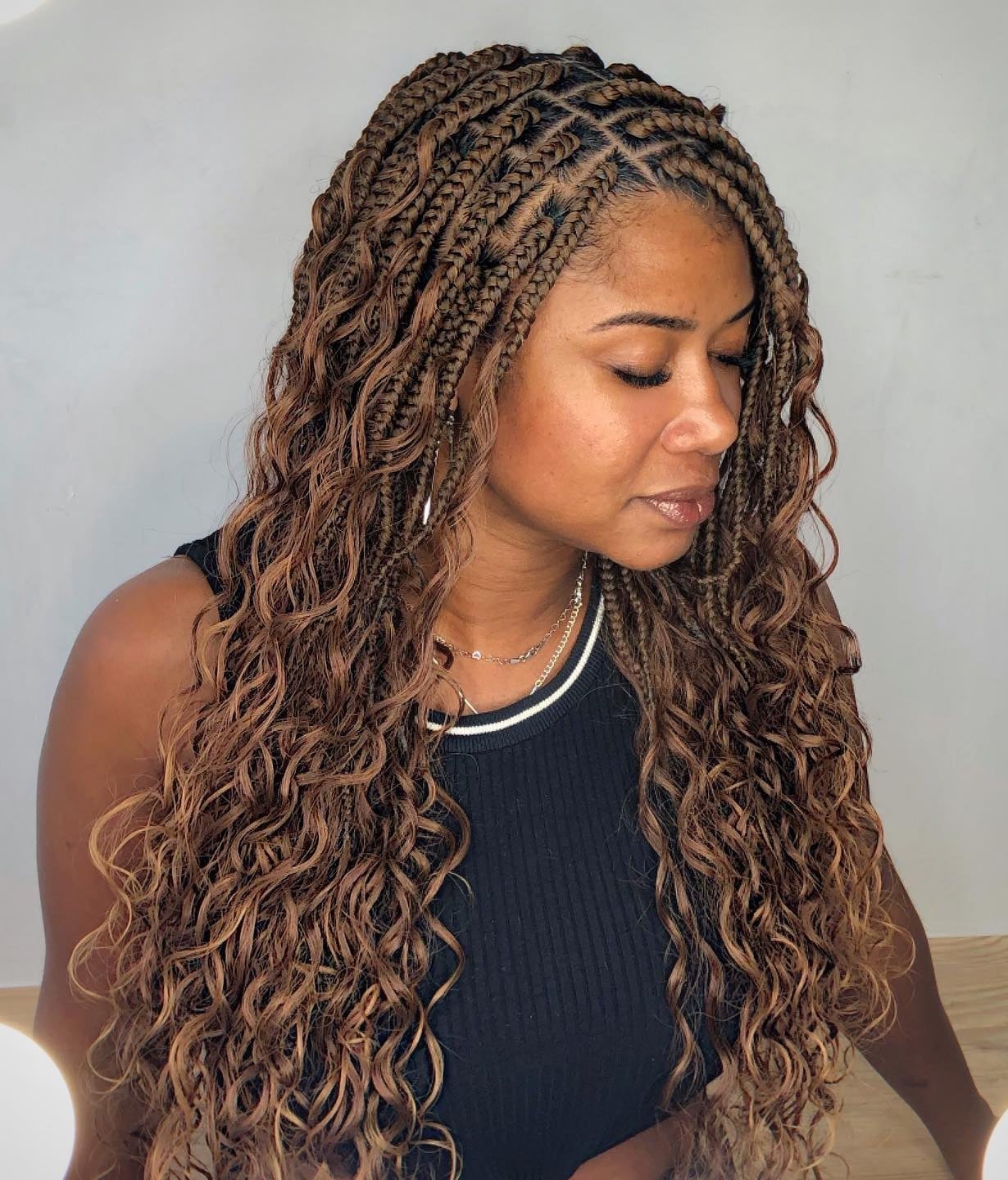 Box Braids With Geometric Parting And Highlights Box Braids With Geometric Parting And Highlights — Classy Parting Braids