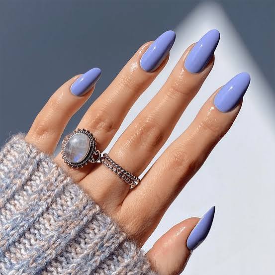 Medium Almond Vibrant Glossy Periwinkle Medium Almond Vibrant Glossy Periwinkle — Classy Periwinkle Nails