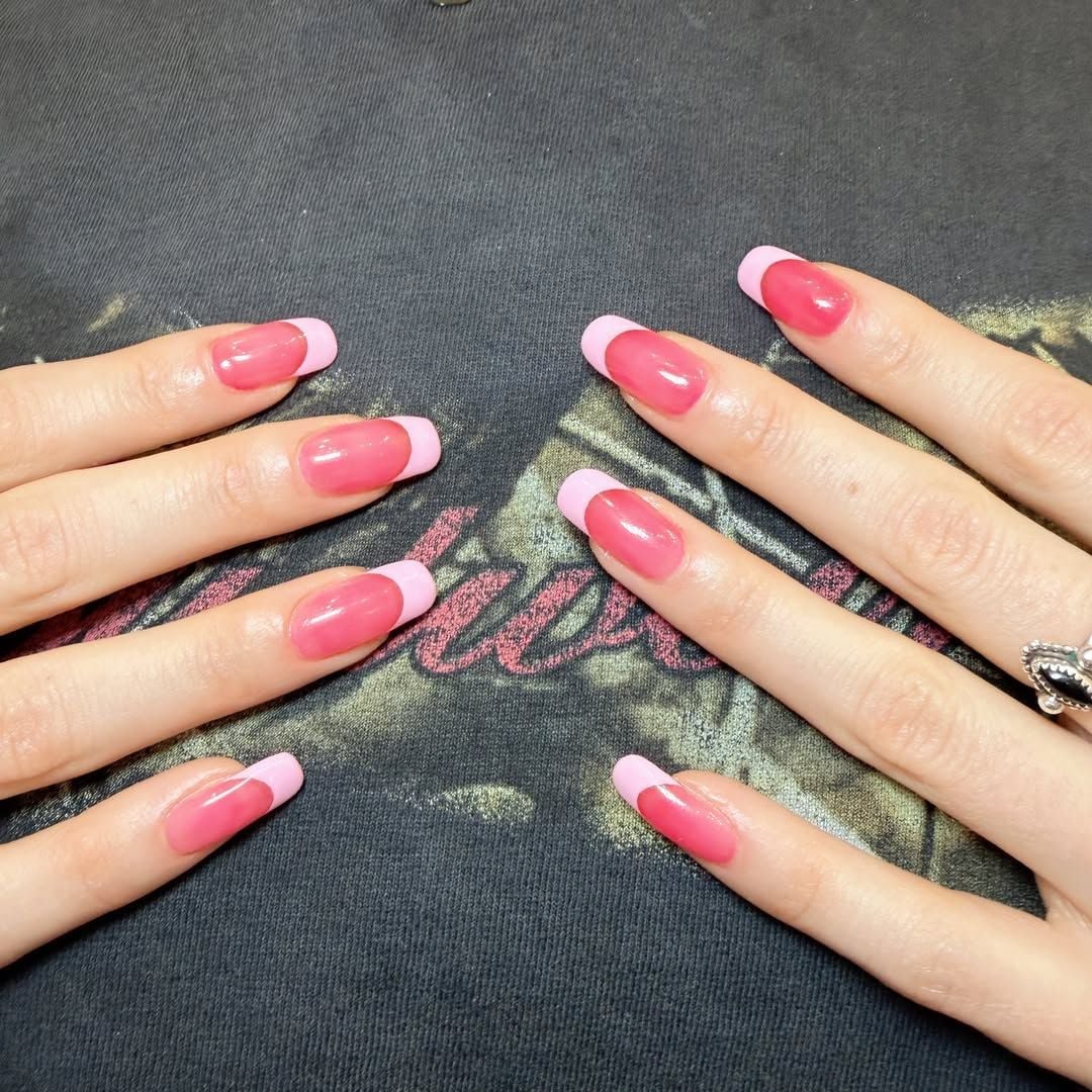 Medium Almond Opaque Pink French Tips, Glossy Medium Almond Opaque Pink French Tips, Glossy — Classy Pink French Tip Nails