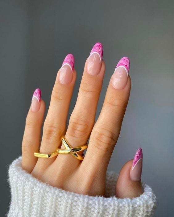 Long Almond Pink Marble French Design Long Almond Pink Marble French Design — Classy Pink French Tip Nails