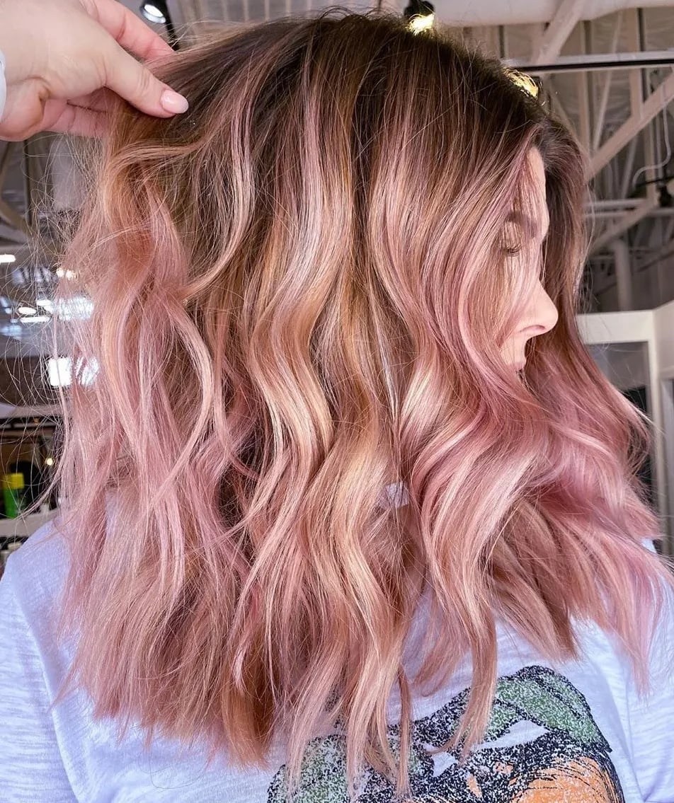 Rose Gold Pink Collarbone Waves With Highlights — Classy Pink Hair Color