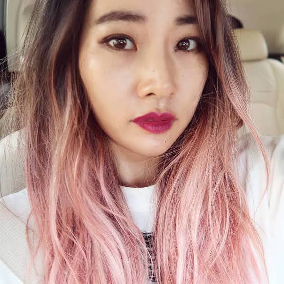 Pink Ombré Collarbone Lob — Classy Pink Hair Color