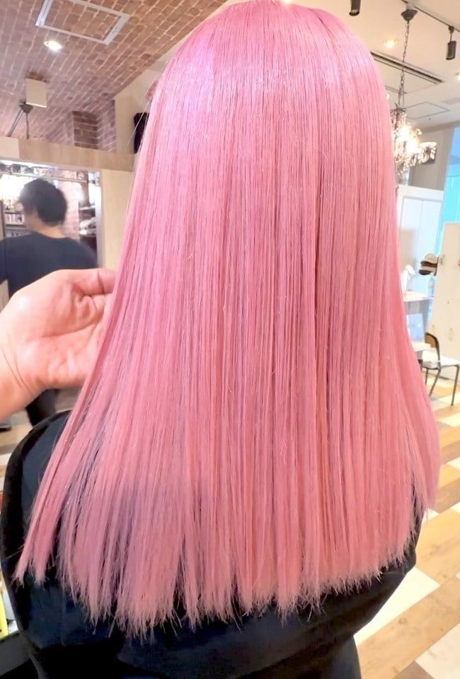Pastel Pink Collarbone Blunt Bob — Classy Pink Hair Color