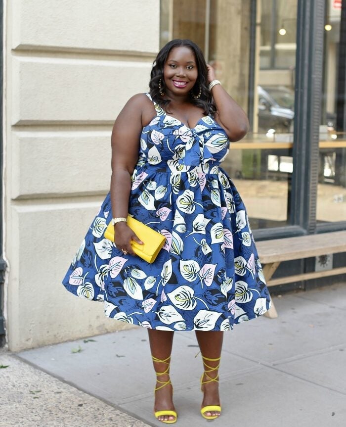 Blue Floral Print Fit-And-Flare Dress with Sweetheart Neckline Blue Floral Print Fit-And-Flare Dress with Sweetheart Neckline — Classy Plus Size Dresses
