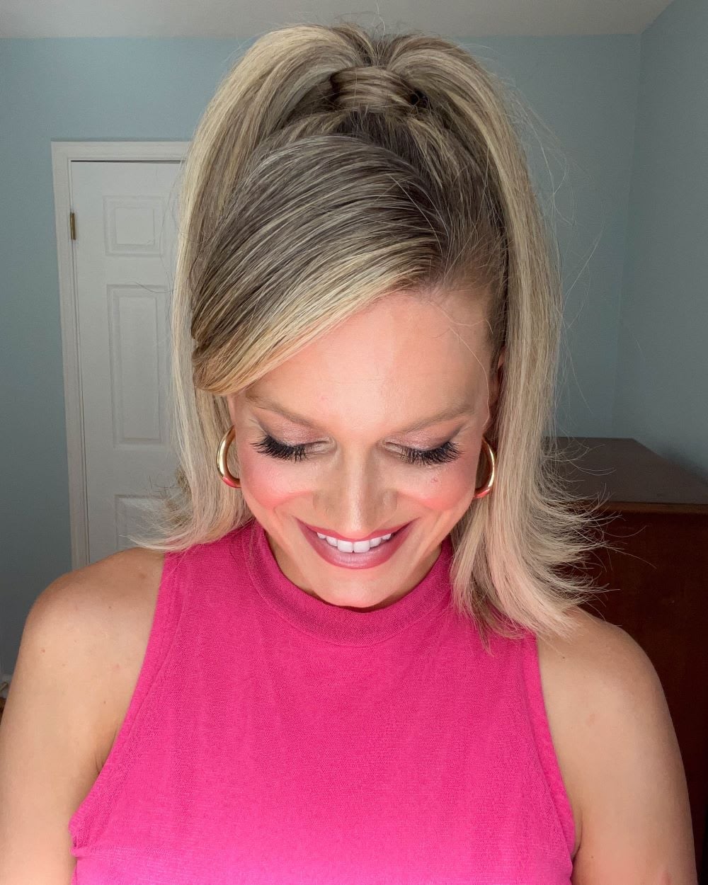 Textured Blonde Ponytail With Swoop Bangs — Classy Ponytail with Swoop