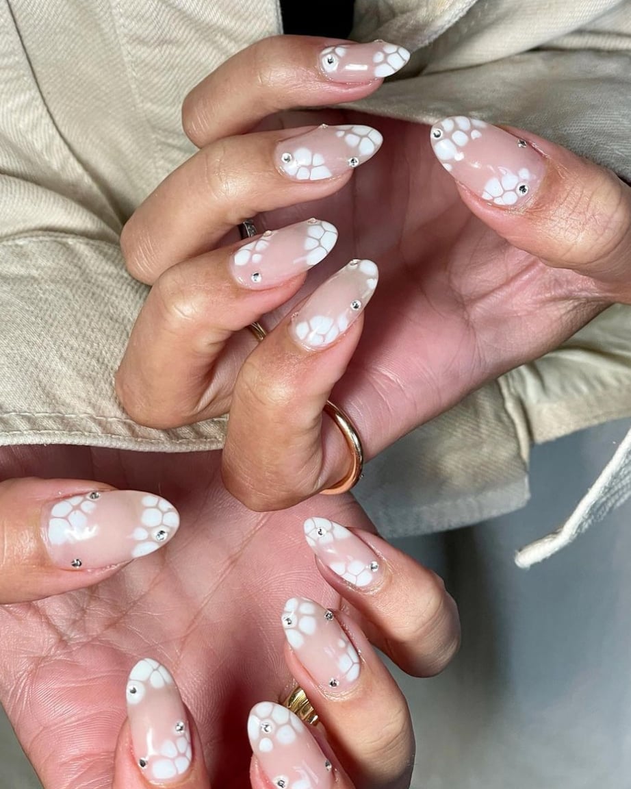 Medium Almond White Floral Decals Medium Almond White Floral Decals — Classy Preppy Nails