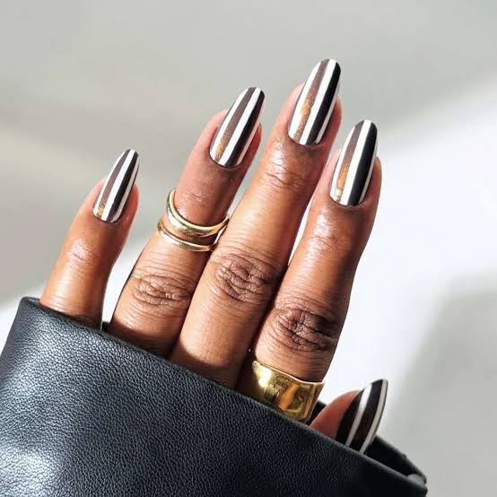 Long Coffin Vertical Stripe Glitter Long Coffin Vertical Stripe Glitter — Classy Preppy Nails