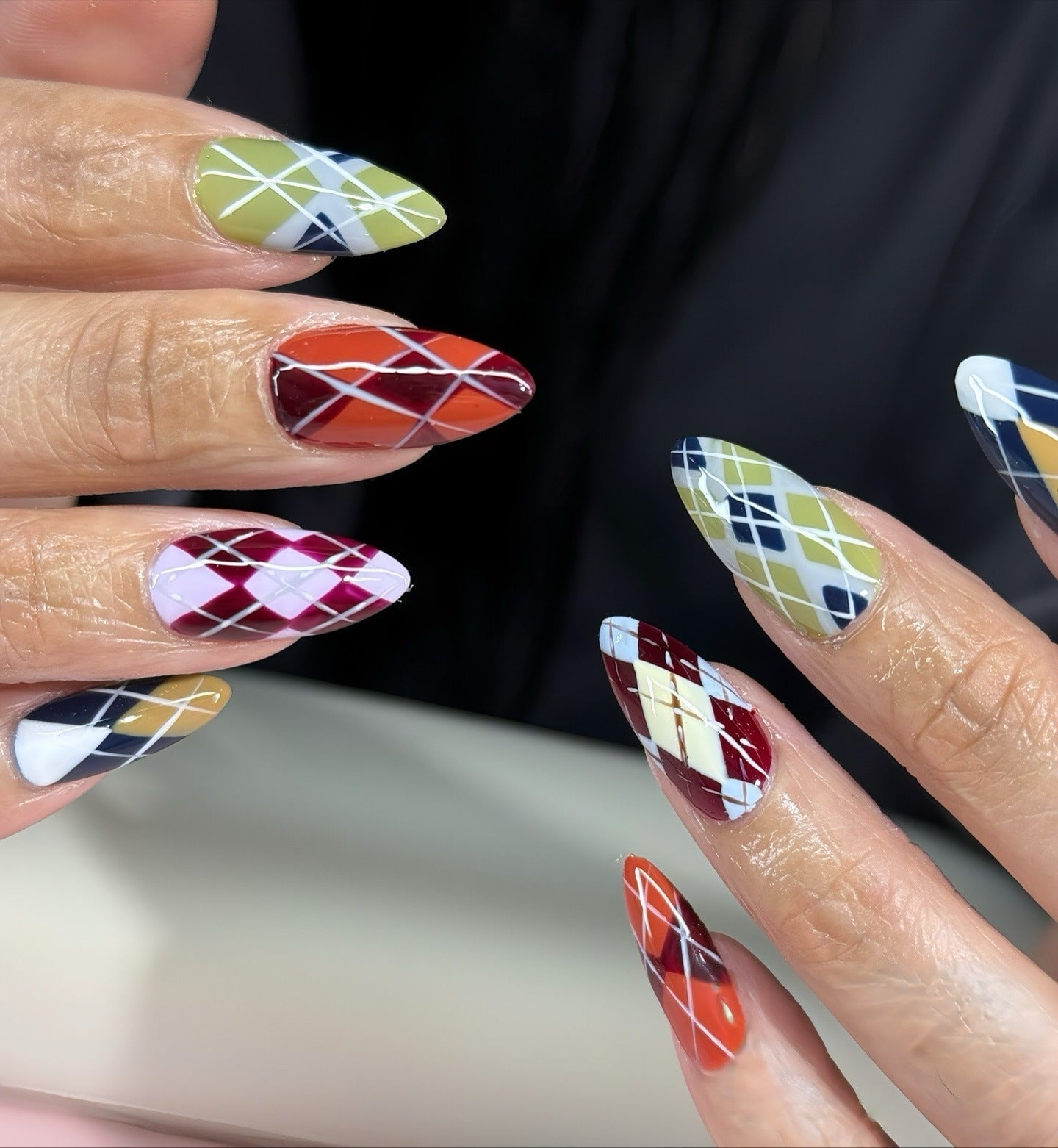 Medium Almond Argyle Pattern, Glossy Medium Almond Argyle Pattern, Glossy — Classy Preppy Nails