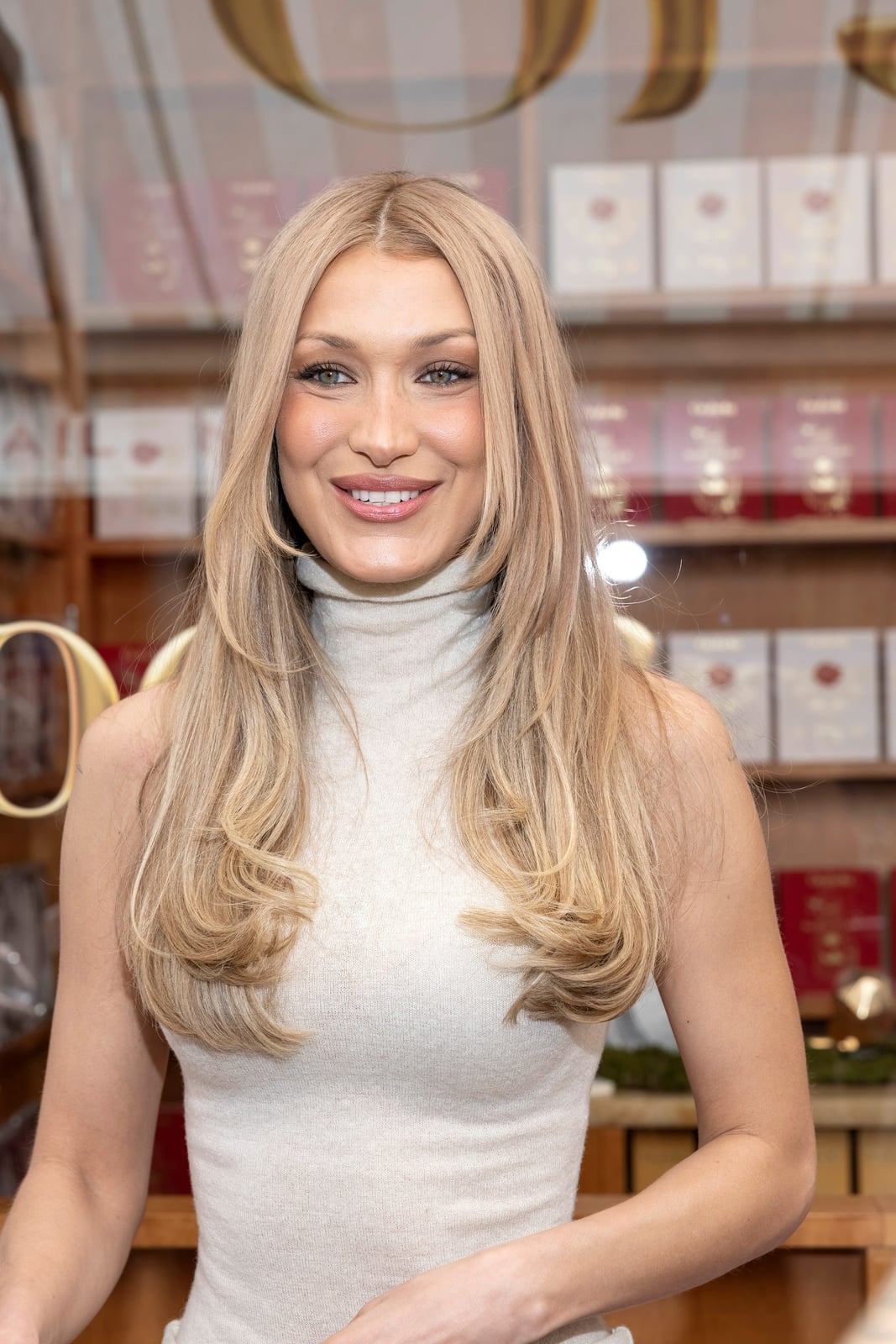 Collarbone Layered Lob With Blonde Balayage — Classy Rachel Haircuts