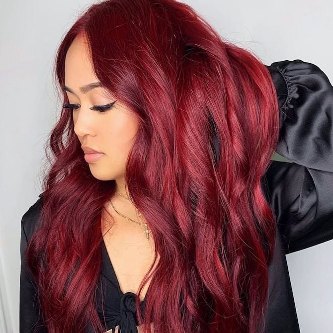Long Mid-Back Deep Red With Lighter Red Balayage Long Mid-Back Deep Red With Lighter Red Balayage — Classy Red Balayage