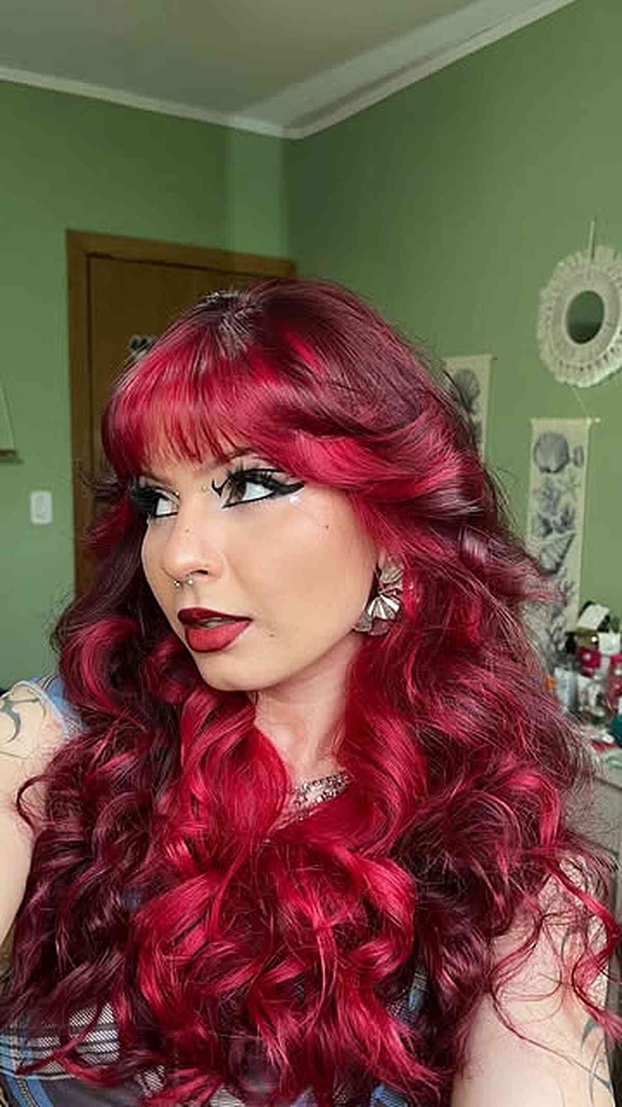 Shoulder Length Cherry Red With Lighter Balayage Shoulder Length Cherry Red With Lighter Balayage — Classy Red Balayage