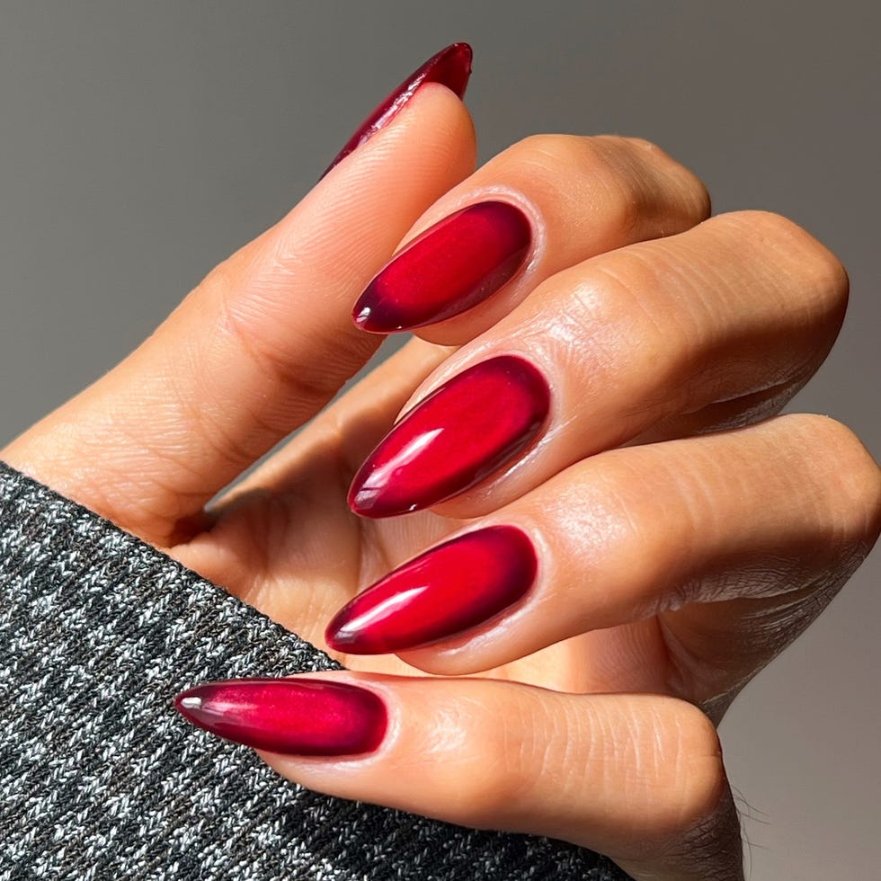 Deep Red Cat-Eye Gradient Medium Almond Nails — Classy Red Nails