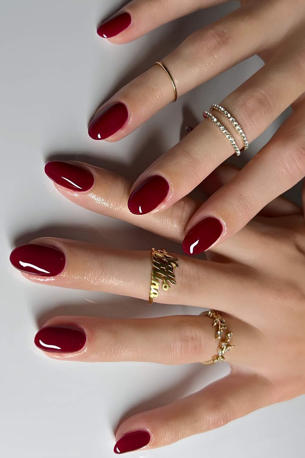 Classic Vibrant Red High Gloss Short Oval Nails — Classy Red Nails
