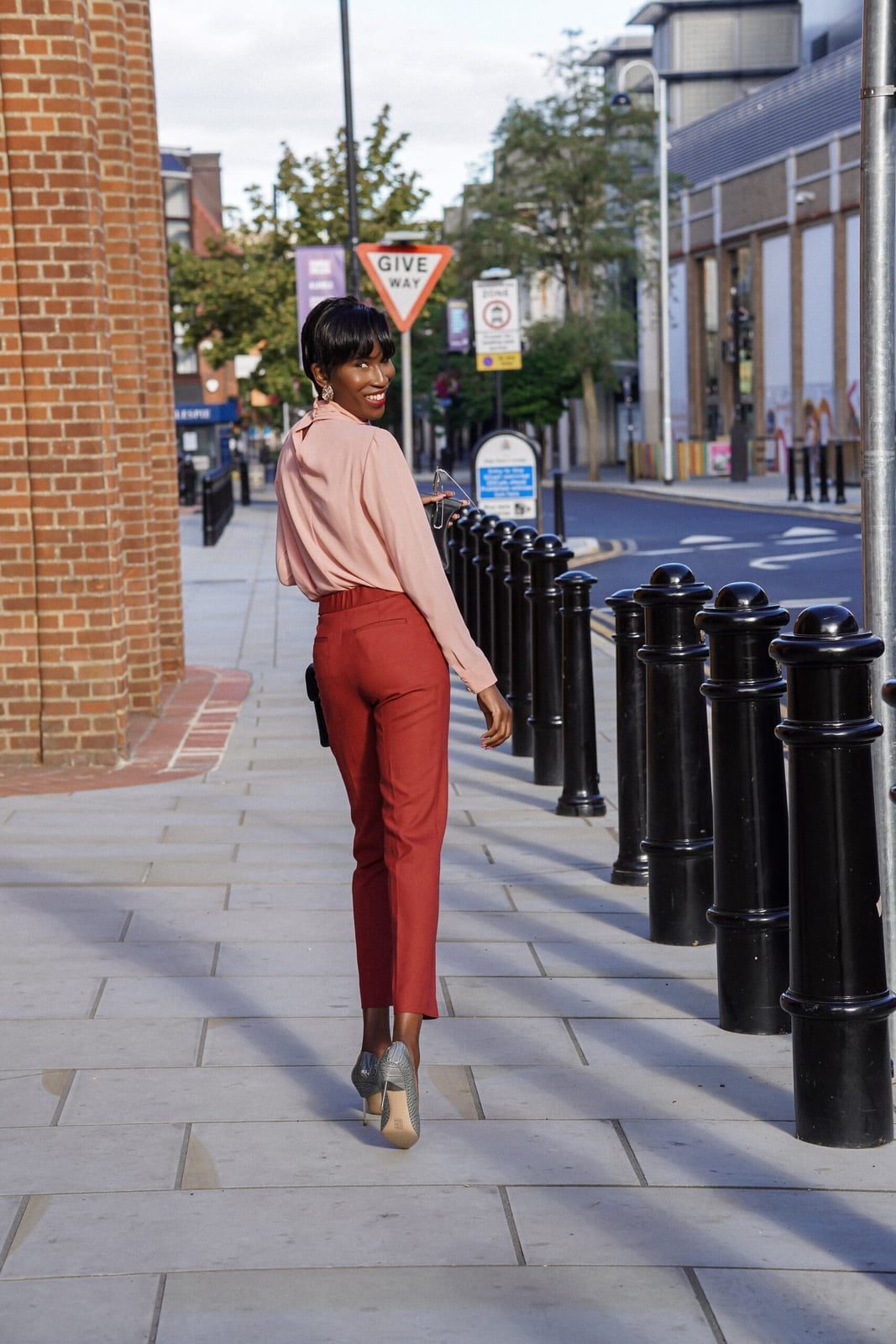 Tailored Red Trousers with Ankle Crop and Blush Pink, Close-Up Take — Classy Red Pants Outfits