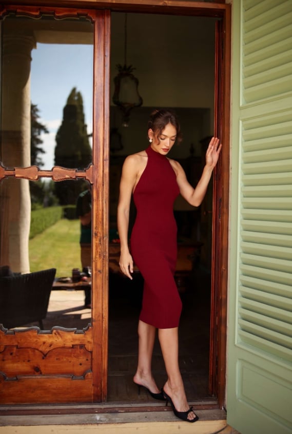 Burgundy Halter Neck Knit Dress Burgundy Halter Neck Knit Dress — Classy Restaurant Outfit