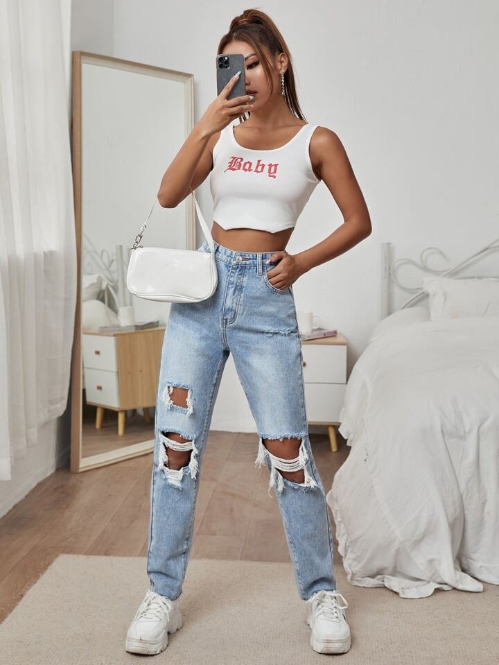 High Waist Straight Leg Jeans With Graphic Top — Classy Ripped Jeans Outfits
