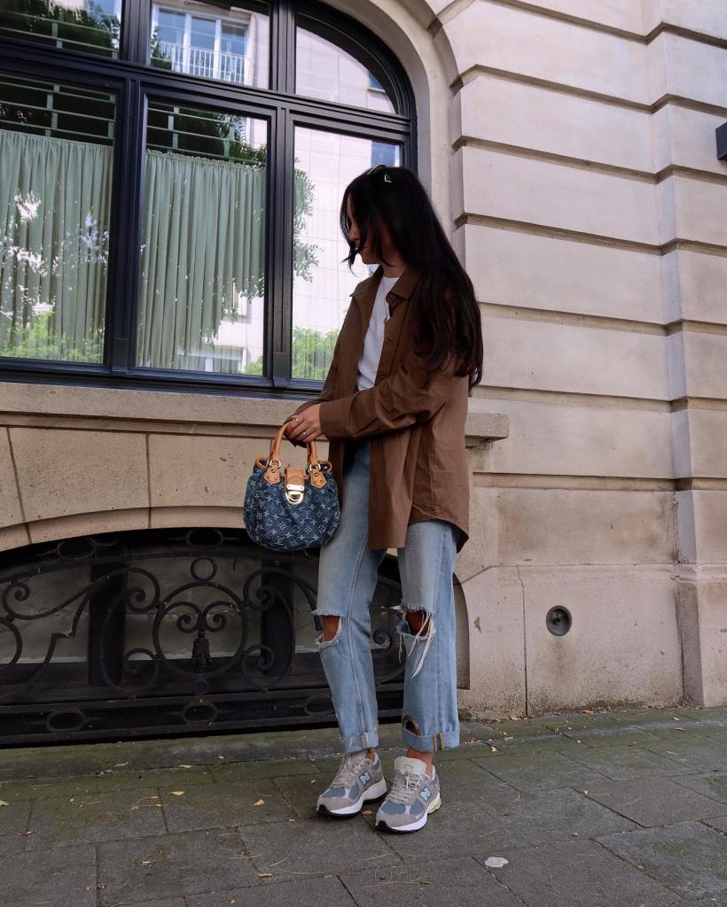 High Waisted Wide Leg Jeans With Large Rips — Classy Ripped Jeans Outfits
