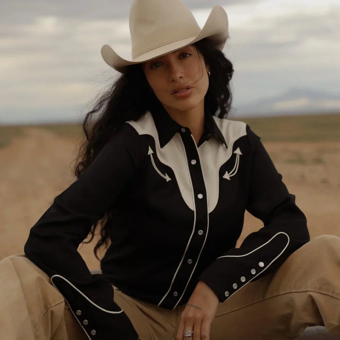 Western Shirt with Tan Trousers and Cowboy Hat — Classy Rodeo Outfits for Women