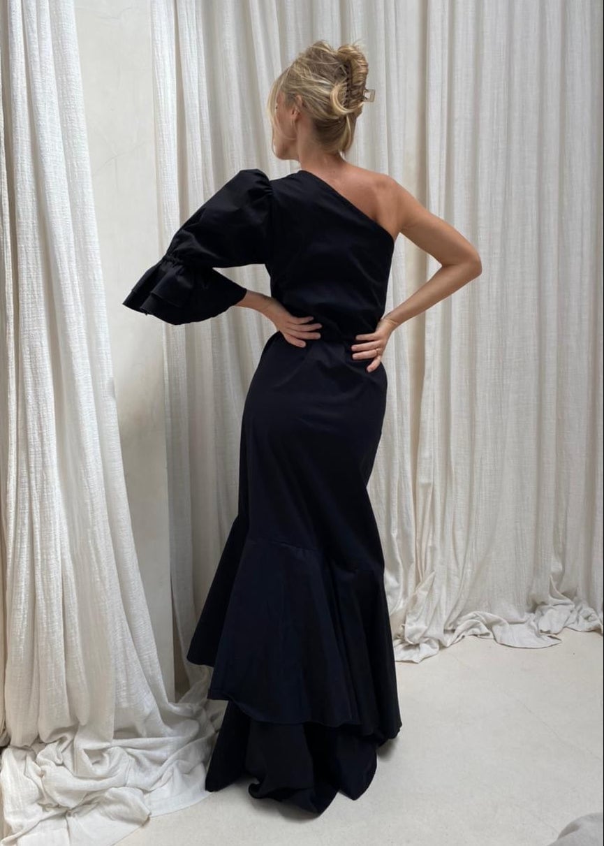 Black One-Shoulder Maxi Dress with Tiered Flared Skirt Black One-Shoulder Maxi Dress with Tiered Flared Skirt — Classy Ruffle Dresses