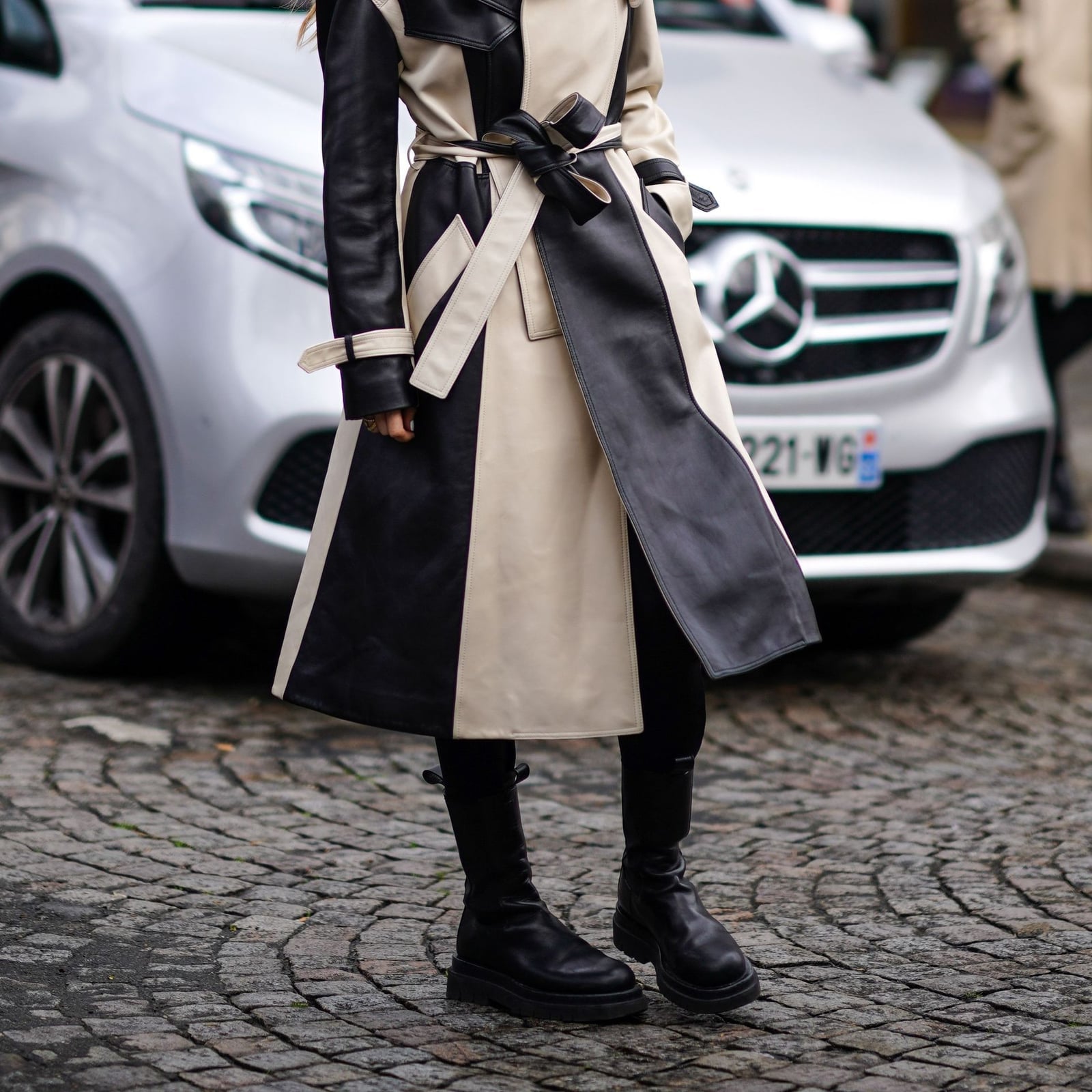 Black and Cream Colour-Block Trench Coat Black and Cream Colour-Block Trench Coat — Classy Scandinavian Style